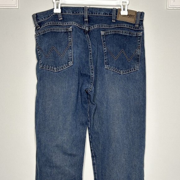 Wrangler Rugged Wear Denim Jeans Men's Sz 34 x 34 Blue Casual Work Wear - Picture 3 of 13